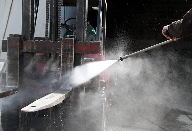 Roof Power Washing Services in Brewster, OH